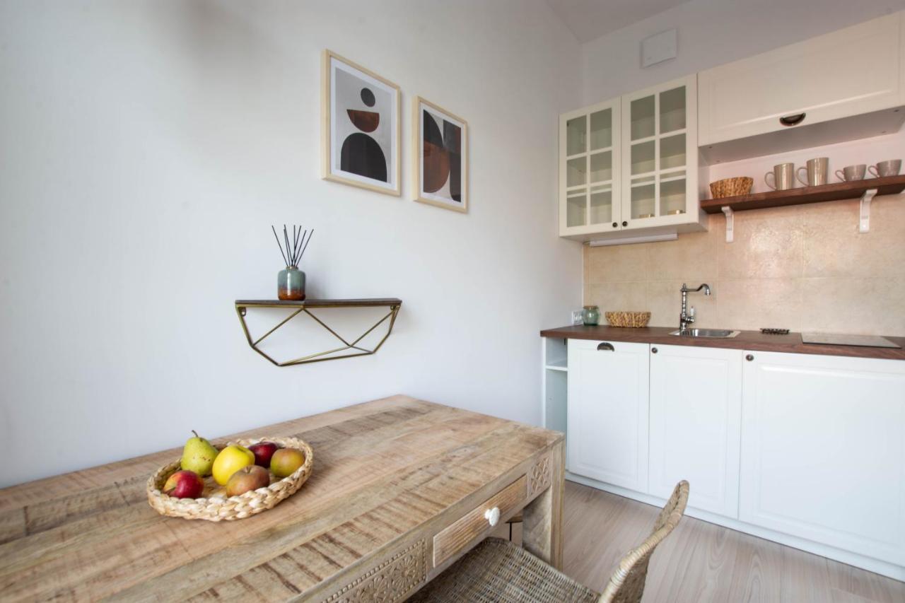 Nice Apartament Poznań Exteriör bild